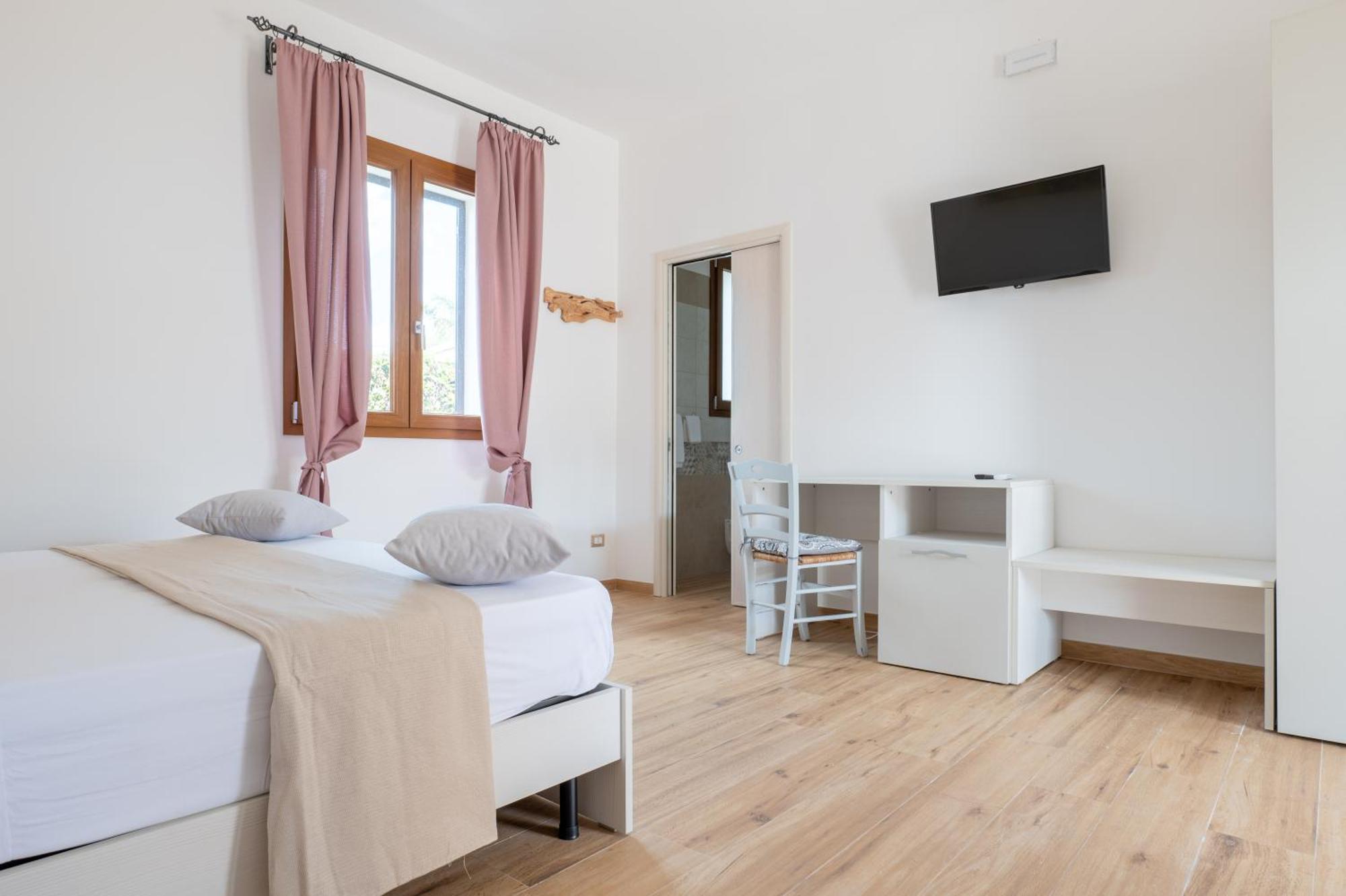 Borgo Specchia Natural Resort ภายนอก รูปภาพ