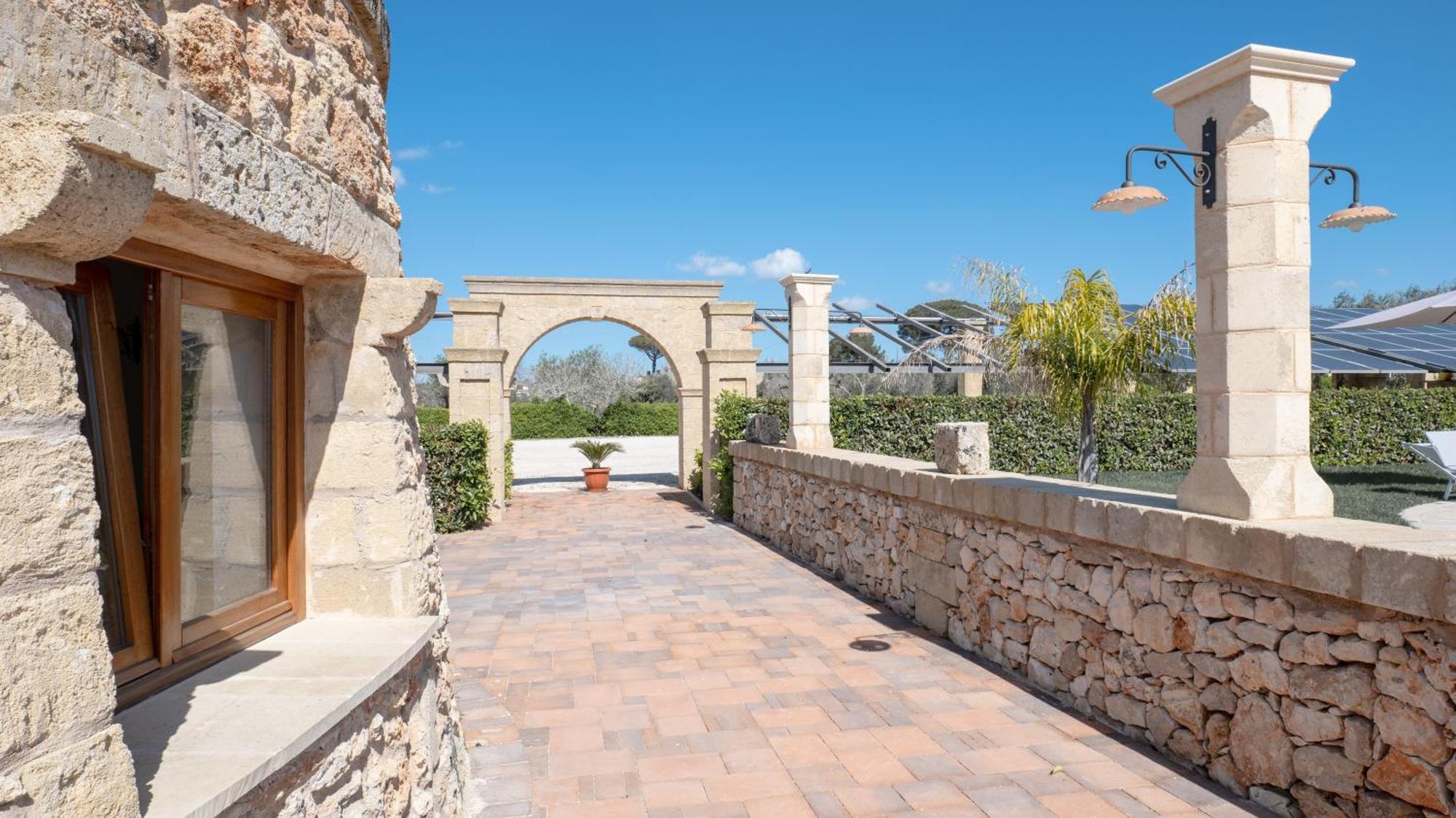 Borgo Specchia Natural Resort ภายนอก รูปภาพ
