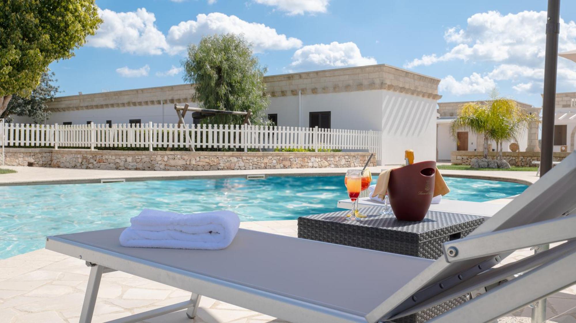 Borgo Specchia Natural Resort ภายนอก รูปภาพ